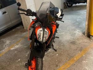 KTM - DUKE 390