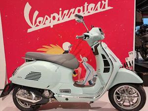 VESPA GTS 125 VERDE