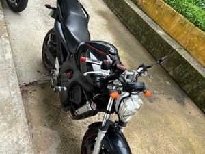 YAMAHA - FZ6 (FAZER 600 CC)