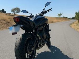 YAMAHA - MT-07