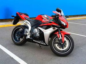 HONDA - CBR 600 RR