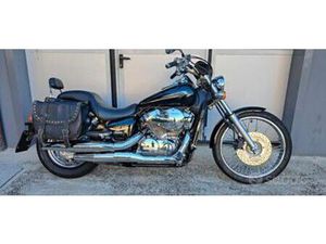 HONDA SHADOW 750