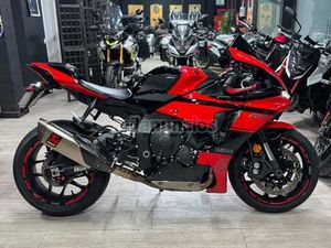 YAMAHA - YZF-R1