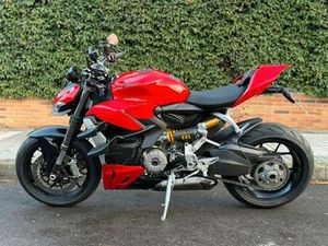 DUCATI - STREETFIGHTER V2