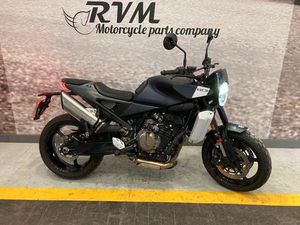 HUSQVARNA - SVARTPILEN 801