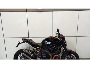 VENDO DUCATI MONSTER 1200 R (2016 - 19) USATA A ALBINO (CODICE 9914913) - MOTO.IT