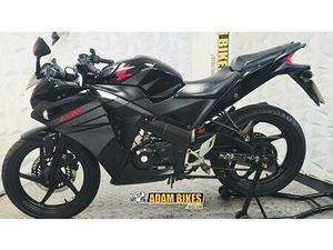 HONDA CBR125R 124 CC