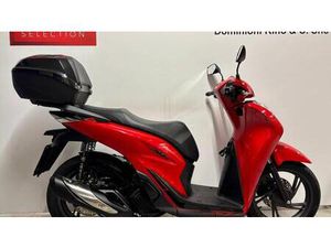 VENDO HONDA SH 125I SPORT (2022 - 23) USATA A OLGIATE COMASCO (CODICE 9914903) - MOTO.IT