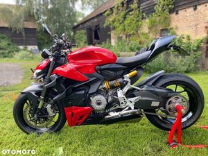 DUCATI STREETFIGHTER V2