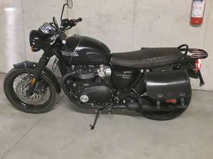 TRIUMPH BONNEVILLE T120 BLACK NERO