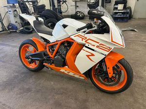 KTM RC8 R 1190 – 7.529 KM – MIT GUTACHTEN & ERSATZTEILEN
