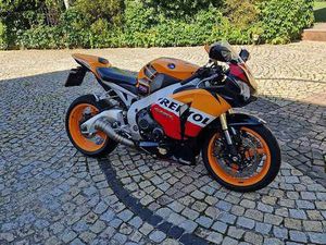 1000 RR FIREBLADE SC59