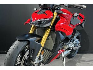 DUCATI STREETFIGHTER V4 2025