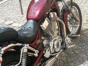 SUZUKI 1400 INTRUDER