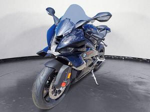 BMW S 1000 RR RACE-DYNAMIK PAKET SCHMIEDEFELGEN AKRA