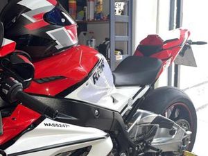 BMW S1000RR