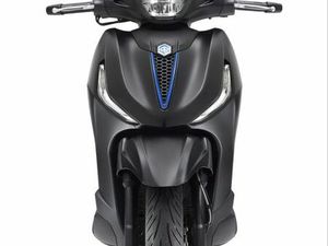 BEVERLY 400 SPORT E5+ SCHWARZ/ TAUSCH AUCH MÖGLICH