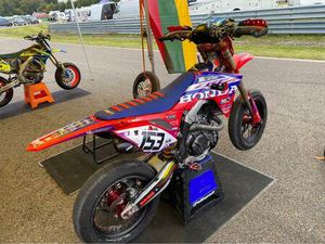 HONDA CRF450R SUPERMOTO