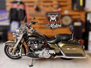 HARLEY-DAVIDSON FLHR ROAD KING FLHR CLASSIC