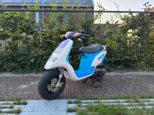 NIEUW PIAGGIO TYPHOON NOS 1993 SCHUURVONDST — SCOOTERS | PIAGGIO — MARKTPLAATS