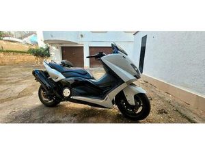 YAMAHA - TMAX