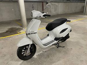 DAELIM BESBI LC 125 CC