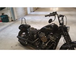 HARLEY DAVIDSON SOFTAIL STREET BOB