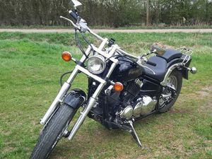 YAMAHA DRAGSTAR 650 XVS