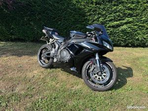HONDA CBR 1000 RR