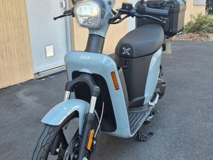 ASKOLL ES3 ÉVOLUTION NEUF + TOP CASE