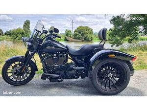 HARLEY DAVIDSON TRIKE FREEWHEELER 1868