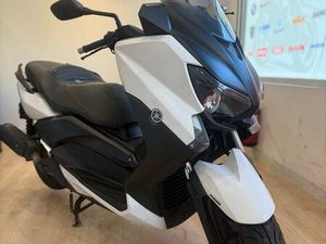 XMAX 125 CC PAYEMENT EN PLUSIEURS FOIS CARTE GRISE OFFERTS ?