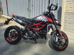 DUCATI HYPERMOTARD 950