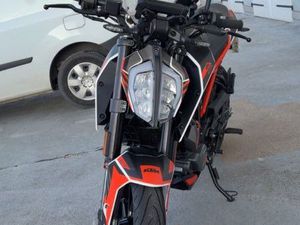 KTM DUKE