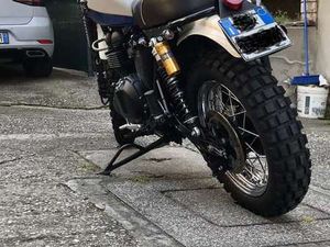 TRIUMPH SCRAMBLER BIANCO