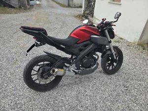YAMAHA MT-125 ROSSO