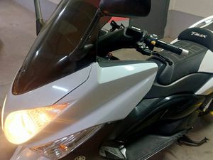 YAMAHA T-MAX 500 →