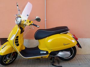 PIAGGIO VESPA 300 GTS HPE SUPER ABS