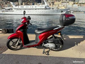 SCOOTER HONDA VISION