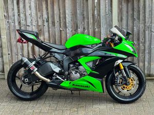 KAWASAKI NINJA ZX6R 636 2013 (13) SUPER SPORT + 6,500 MILES + BLACK WIDOW