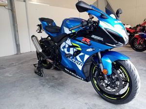 SUZUKI GSXR GSXR 1000 TC, ABS, SCORPION →