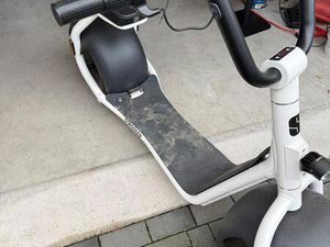 SCROOSER ELEKTRO ROLLER