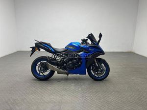 SUZUKI - GSX-S