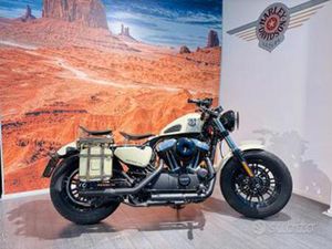 HARLEY-DAVIDSON 1200 SPORTSTER FORTY-EIGHT FOURTY
