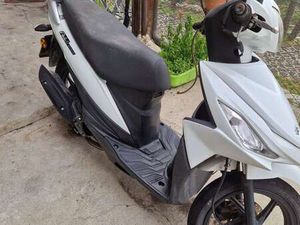 SUZUKI ADDRESS BIANCO