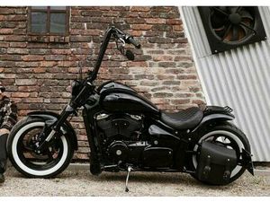 SUZUKI INTRUDER M800 CUSTOMBIKE