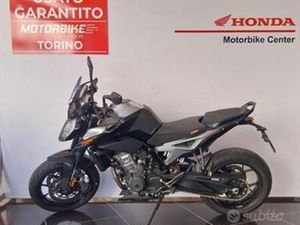 KTM 790 DUKE .