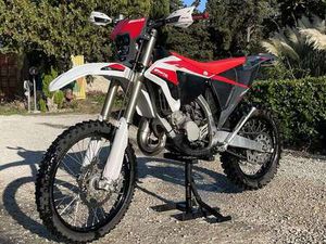 FANTIC 125E XE 125 ROSSO