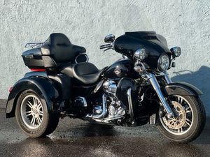 HARLEY-DAVIDSON TRI GLIDE 114 TRIKE 5HD1*KLAPPENAUSPUFF*LIEFERUN