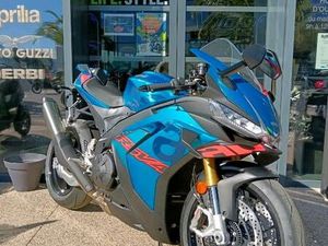 RSV4 2025 (JANTES NOIRES)